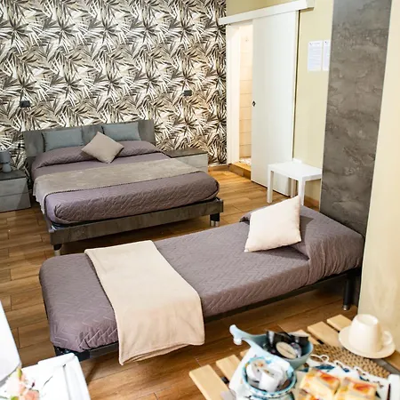 Bed & Breakfast Son De Mar 3*